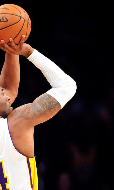 Kobe Bryant scores 44 points in Lakers' loss to Warriors
